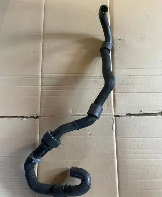 Skoda Octavia Mk4 Engine coolant pipe/hose 3Q0122096E