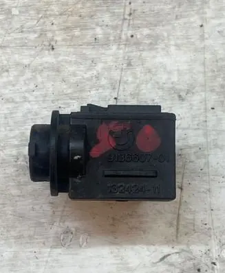 BMW 5 E60 E61 Air quality sensor 9136607 13242411