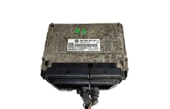 Audi A3 S3 8P Engine control unit/module 06A906033GQ