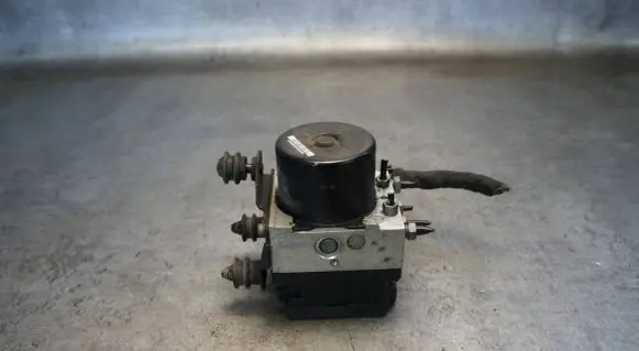 Audi TT TTS Mk2 ABS Pump 8J0614517E