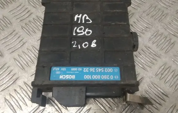 Mercedes-Benz 190 W201 Engine control unit/module 0025453632 0280800100