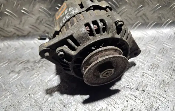 Mazda 323 F Generator/alternator A2T35177