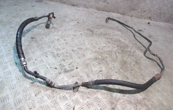 Toyota Avensis T250 Power steering hose/pipe/line