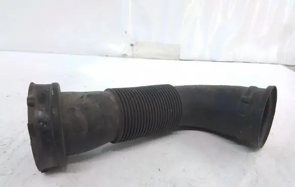 Opel Astra J Air intake hose/pipe 13254633 1039898S01 1039896S01