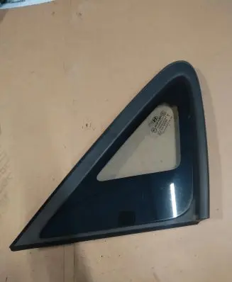 Hyundai ix35 Rear side window 878102S000