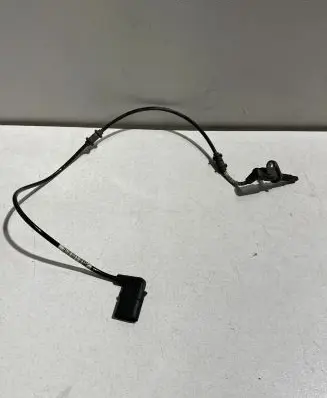 Mercedes-Benz E W213 ABS rear brake sensor A2135403805