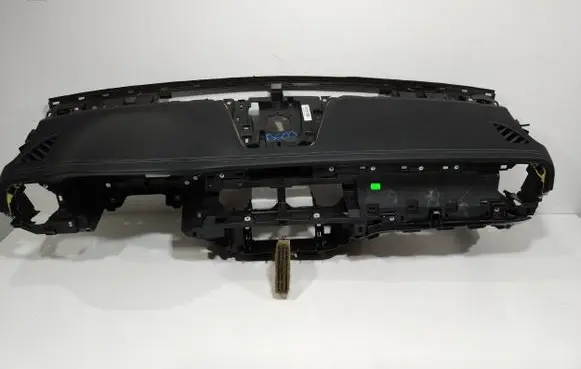 Mercedes-Benz X-class W470 Dashboard