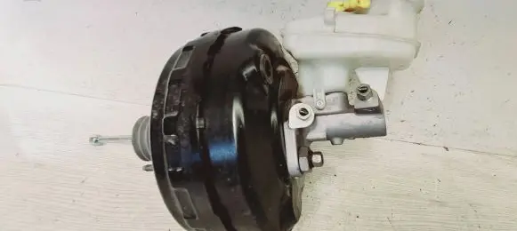 Opel Astra J Brake booster 13338058 03785925354 360573521