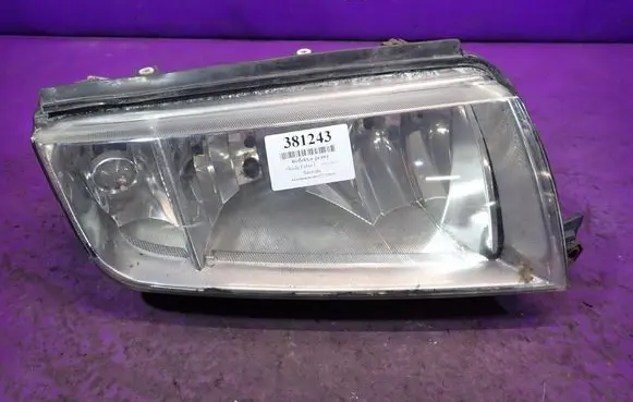 Skoda Fabia Mk1 (6Y) Headlight/headlamp 206229B