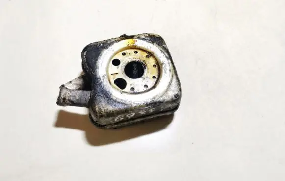 Engine oil radiator