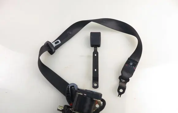 Skoda Fabia Mk1 (6Y) Front seatbelt 6Y0857702B