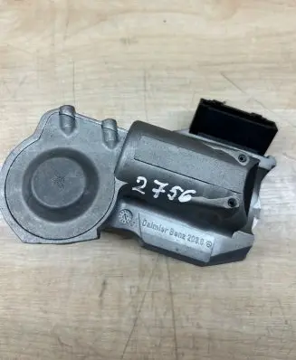 Mercedes-Benz E W211 Steering wheel lock A2034521130