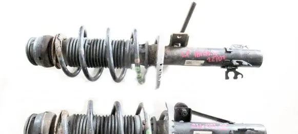 Seat Ibiza IV (6J,6P) Front shock absorber/damper 6R0413031F 166VWAMCKQ29W 251012
