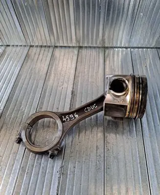 Audi A8 S8 D4 4H Piston with connecting rod