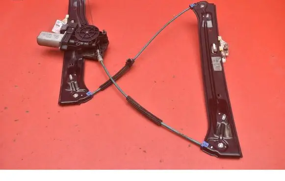 BMW 7 F01 F02 F03 F04 Front door window regulator with motor 724256106