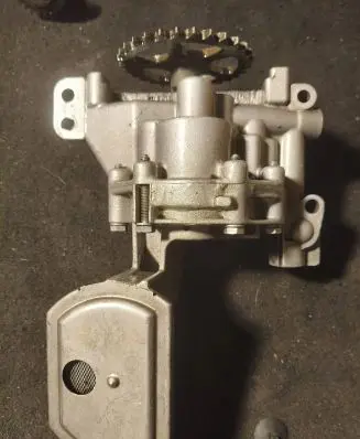 Volvo V50 Oil pump 9644350880
