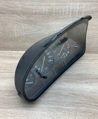 BMW 5 E39 Speedometer (instrument cluster) 8375900 110008735Used ForPetrolLHD