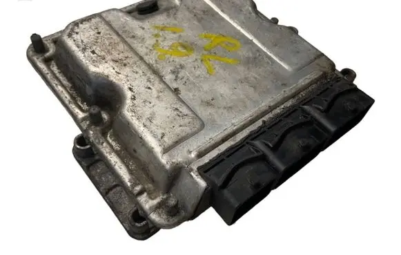 Renault Laguna II Engine control unit/module 0281011101 8200095416 8200163528