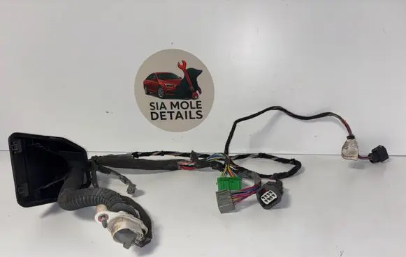 Volvo XC70 Front door wiring loom 8676027