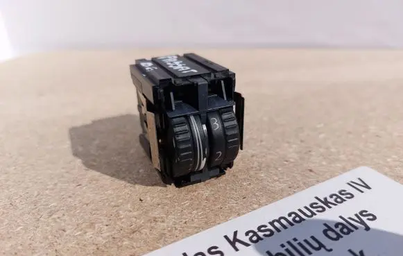 Volkswagen PASSAT B6 Light switch 3C0941333