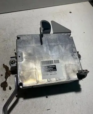 Toyota Prius (XW20) Engine control unit/module 8966147080 2750007803