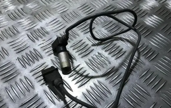 Audi A6 S6 C4 4A Camshaft position sensor 078905381