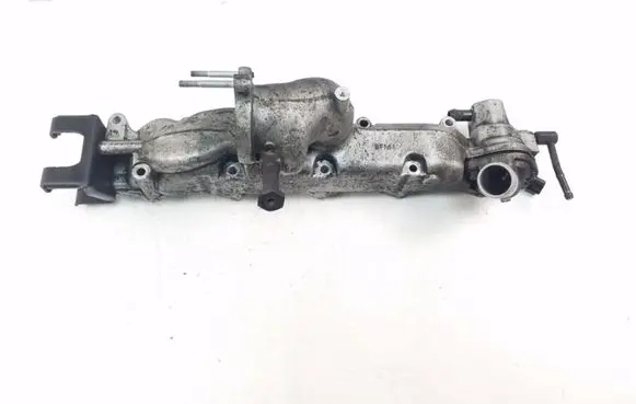 Hyundai Tucson JM Intake manifold