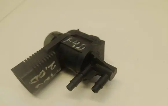 Audi A4 S4 B8 8K Turbo solenoid valve 1K0906283A