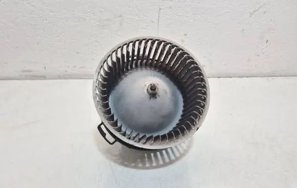 Mazda 5 Heater fan/blower HB1118940000