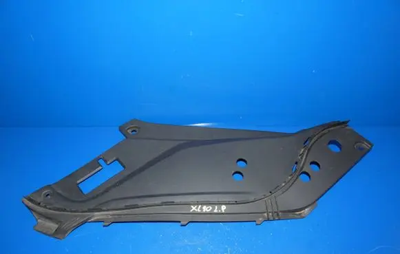 Volvo XC90 Radiator trim 31442733