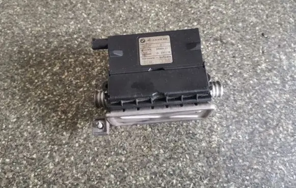 BMW 3 E46 Coolant heater 6918806