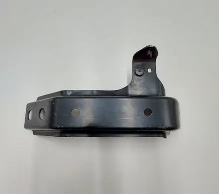 Nissan Leaf II (ZE1) Hybrid/electric vehicle battery bracket 