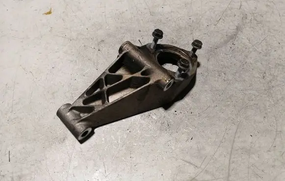 Buick Encore I Driveshaft support bearing bracket 13248689
