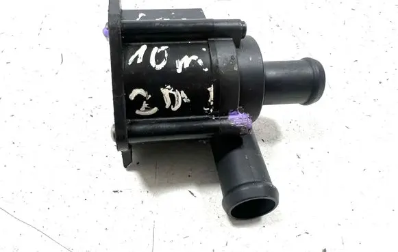 Audi A4 S4 B8 8K Electric auxiliary coolant/water pump 8K0819147