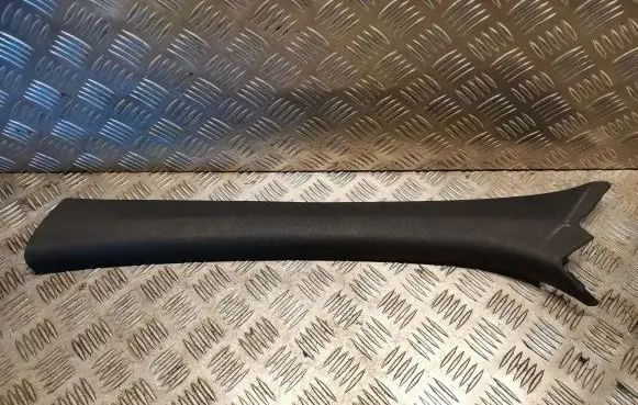 Mercedes-Benz C W204 (A) pillar trim 2046900125