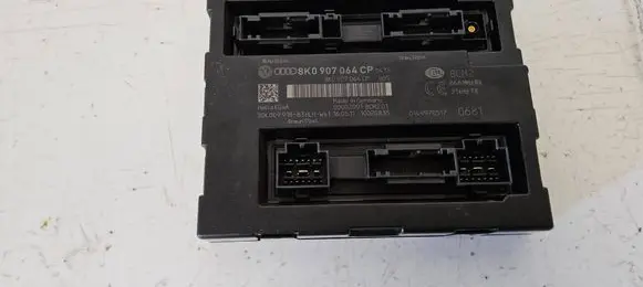 Audi A4 S4 B8 8K Comfort/convenience module 8K0907064CP 5DK00991883