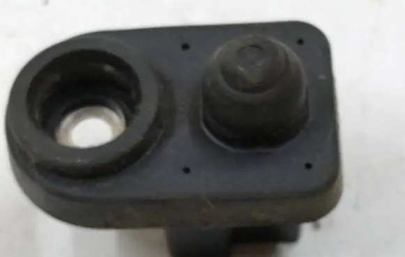 Nissan Pulsar Front door sensor CS301 4D2B