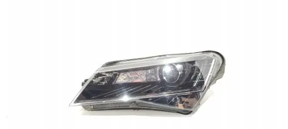 Skoda Superb B8 (3V) Headlight/headlamp 3V1941015B 1ZS01193925