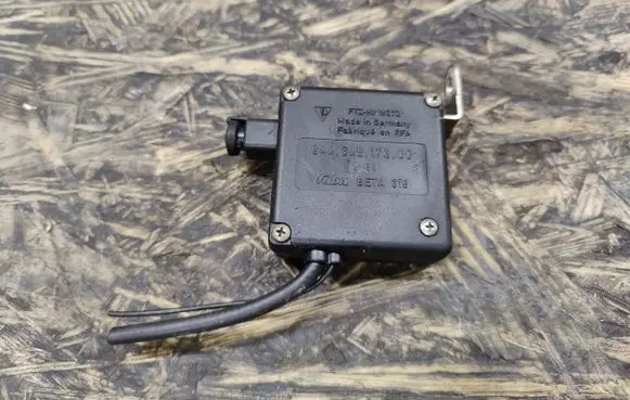 Porsche 944 Sensor 94464517300