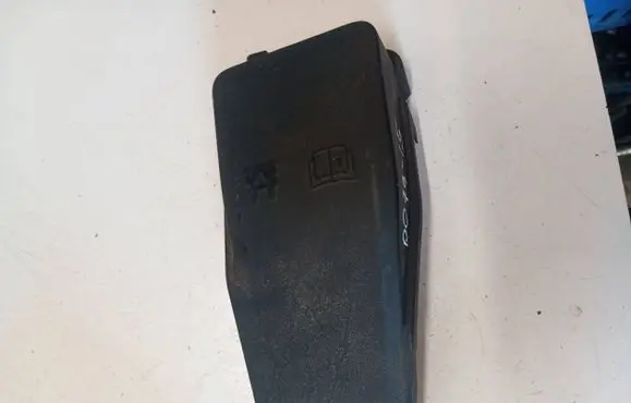 Volvo S60 Fuse box cover 30644652