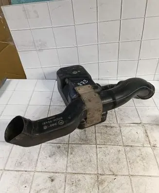 Nissan Serena Air intake hose/pipe 165569C003