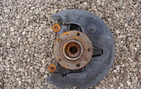 Peugeot 308 Front wheel hub spindle knuckle