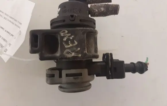 Renault Scenic II - Grand scenic II Turbo solenoid valve 8200575400