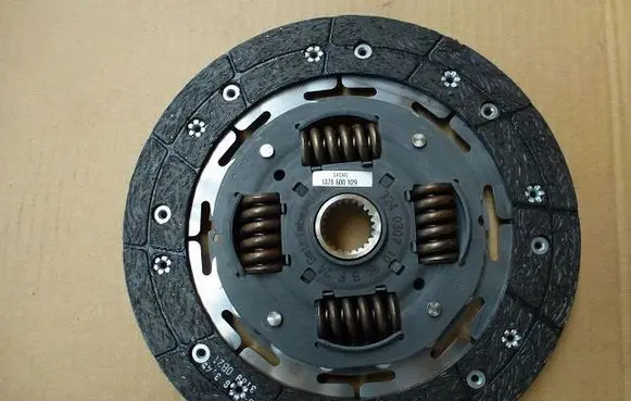 Hyundai Elantra Clutch pressure plate 1878600929