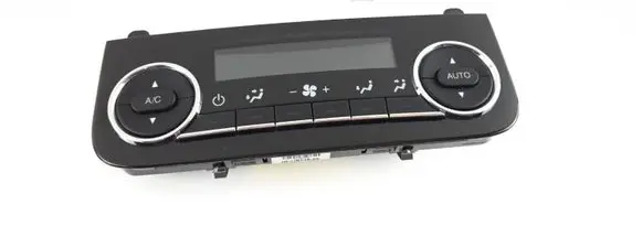 Maserati Levante Climate control unit 670080282 E1170172 30717053