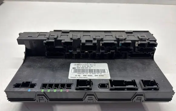 Mercedes-Benz E W211 Comfort/convenience module 2115453501