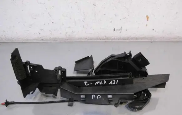 Ford C-MAX II Front door lock