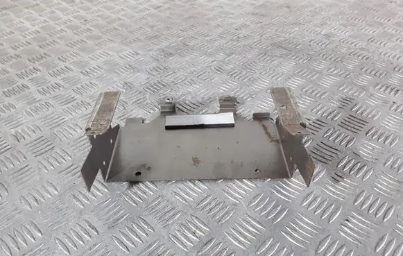Land Rover Range Rover L322 Bracket in trunk/boot 