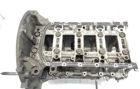 Peugeot 308 Engine block 9685737310 DV5RD 1623960980
