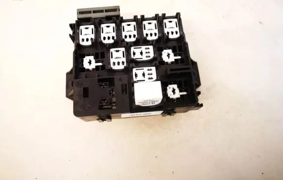 KIA Carens I Fuse box set